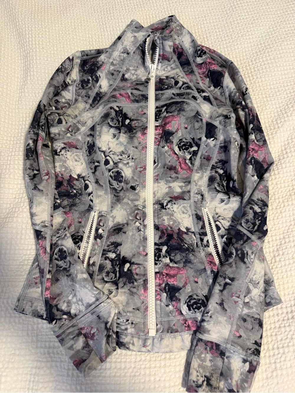 lululemon athletica Women's Define Floral Zip-Up Jacket - Gray & Pink